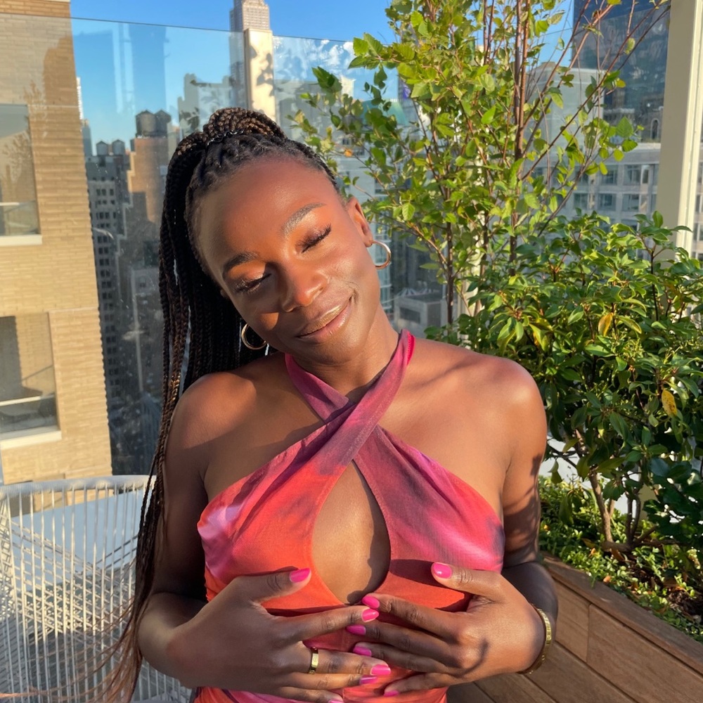 Meet your Posher, Danielle